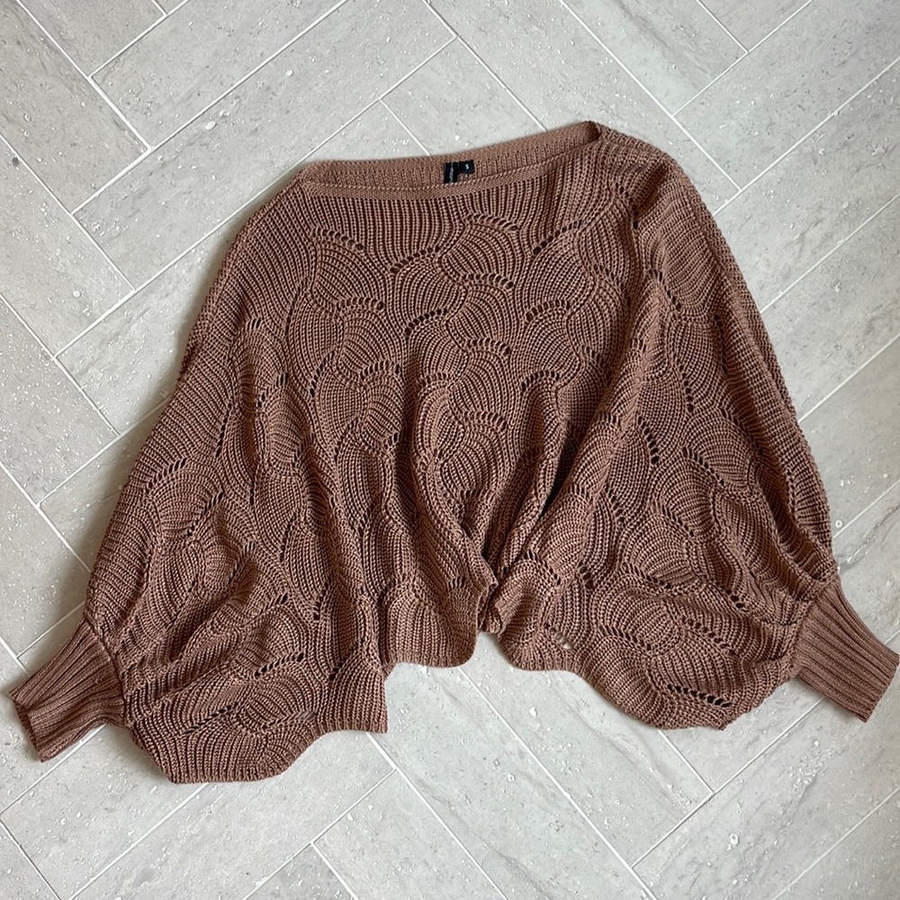 MOON & MADISON TOP